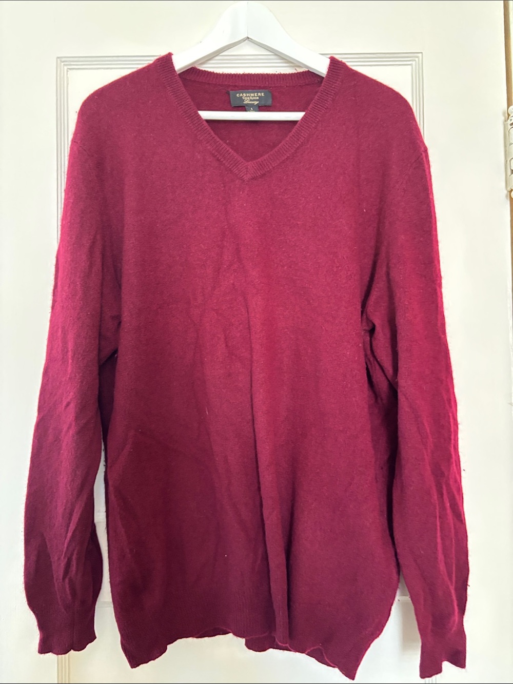 Cashmere Club Room Luxury 100% Cashmere Sweater - Wine
